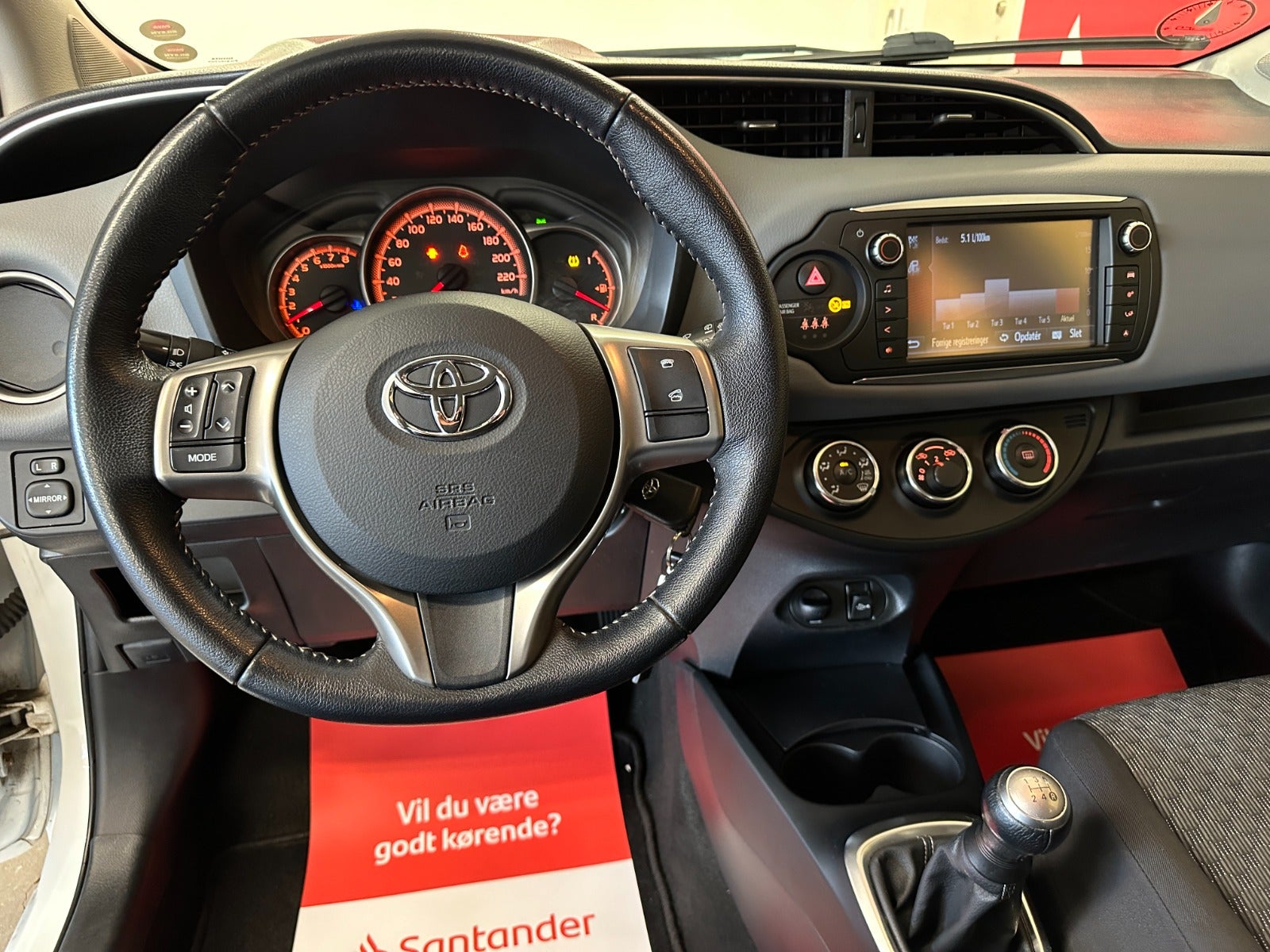 Toyota Yaris 2015