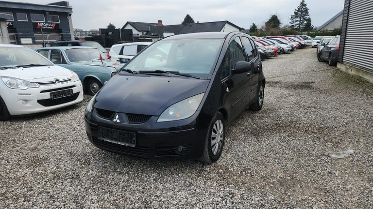 Mitsubishi Colt Inform