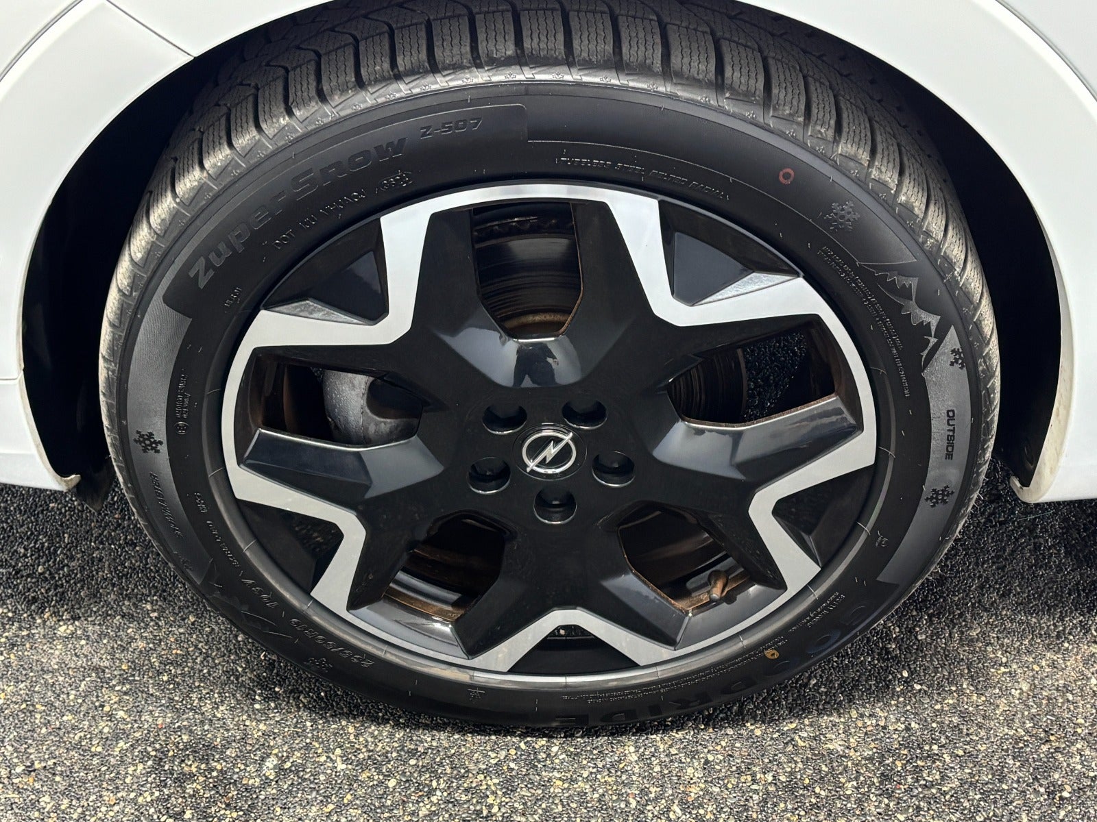 Billede af Opel Grandland 1,6 Hybrid Ultimate aut.