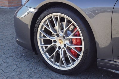 Porsche 911 Targa 4 GTS PDK