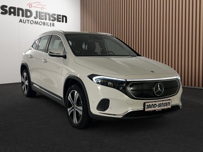 Mercedes EQA250 Electric Art