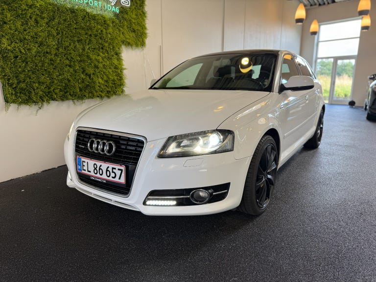 Audi A3 TDi 140 Ambiente Sportback S-tr.