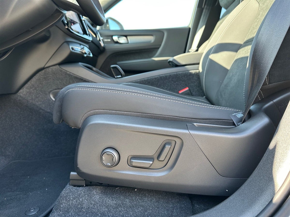 Volvo EX40 Extended Range Black Edition Excess billede 21