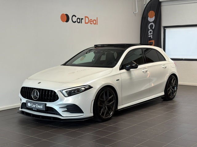 Mercedes A250 e billede