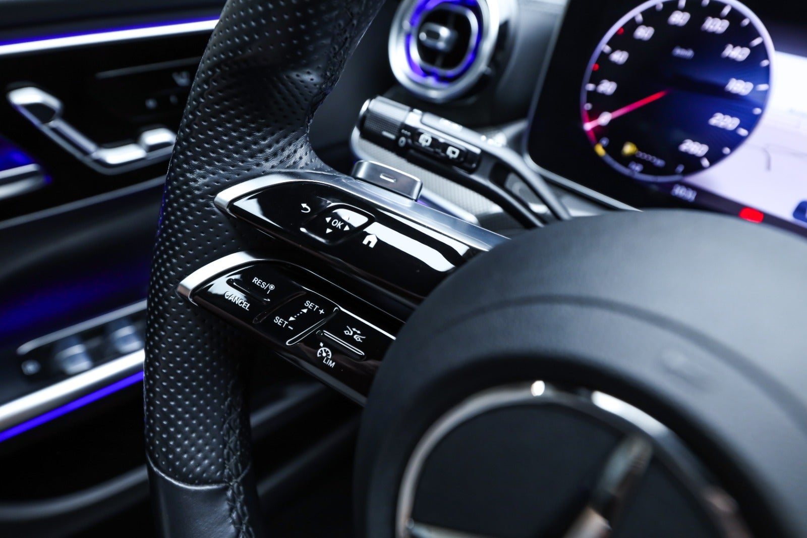 Mercedes-Benz C 300 e