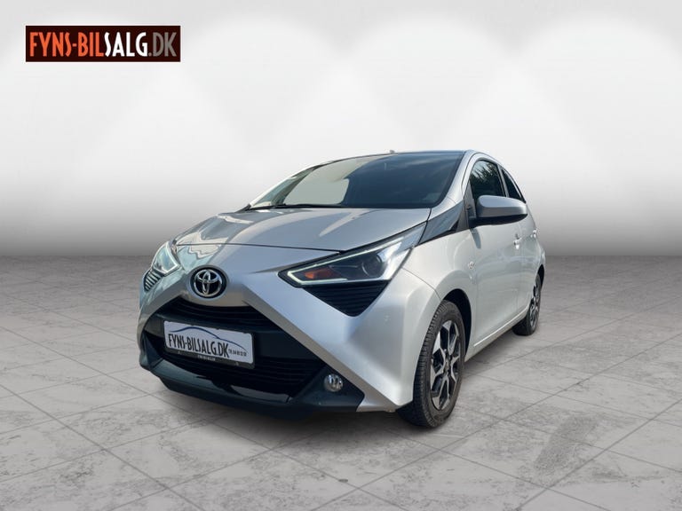 Toyota Aygo VVT-i x-clusiv x-shift