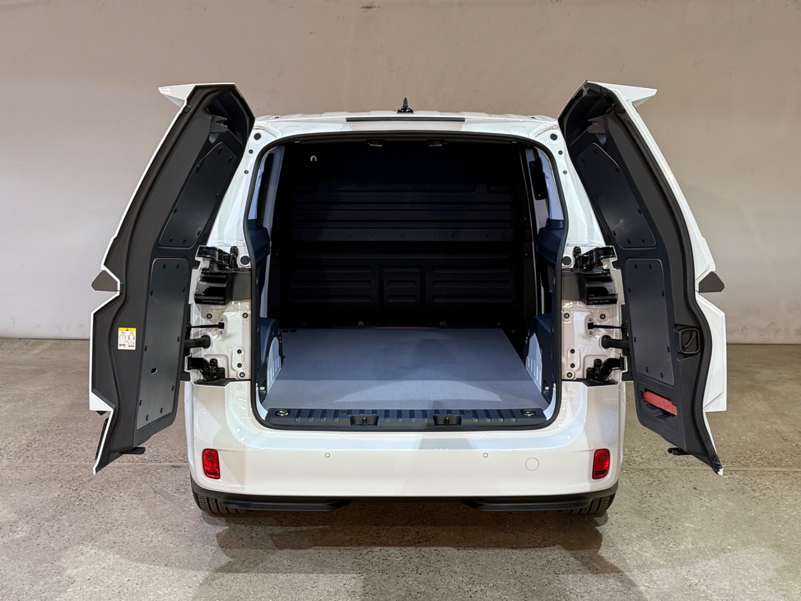 VW ID.Buzz Cargo Comfort+