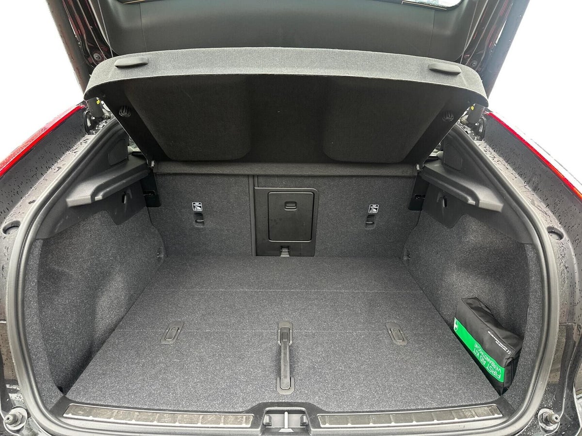 Volvo EC40 Twin Black Edition billede 15