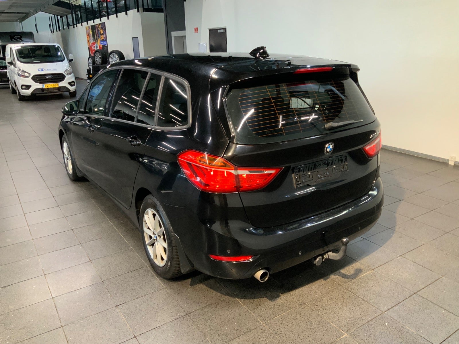 BMW 218d (4/8)