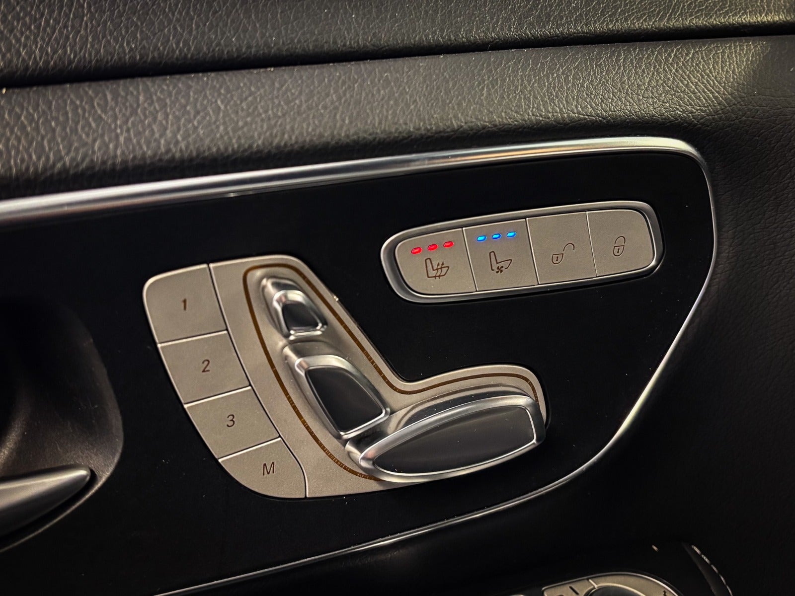 Billede af Mercedes V300 d 2,0 Exclusive aut. L 4Matic