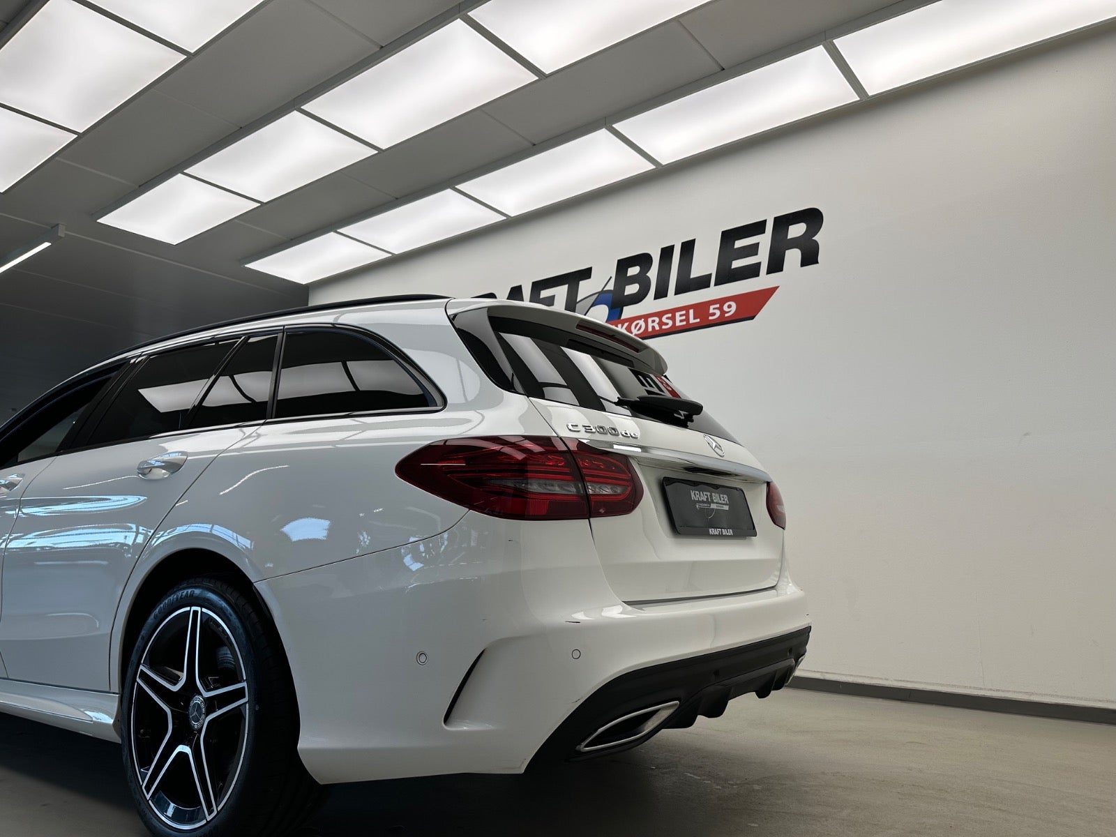 Billede af Mercedes C300 de 2,0 AMG Line stc. aut.