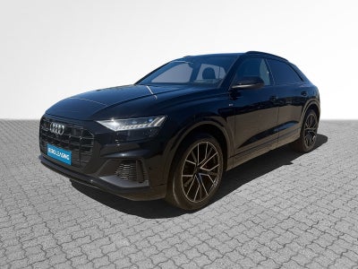 Audi Q8 50 TDi S-line quattro Tiptr. 5d