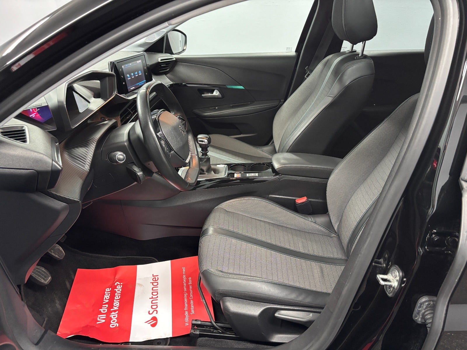 Billede af Peugeot 208 1,5 BlueHDi 100 Allure Sky