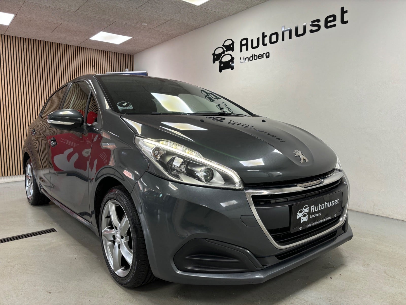 Peugeot 208 2017