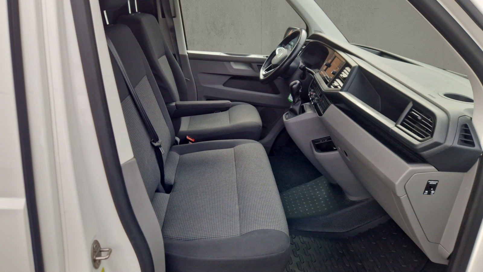 Billede af VW Transporter 2,0 TDi 150 Kassevogn DSG lang