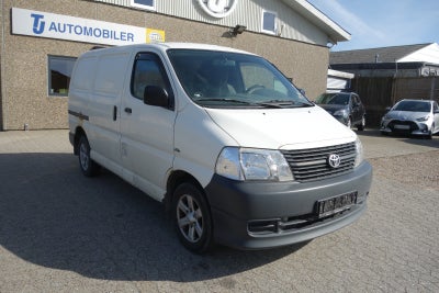 Toyota HiAce D-4D 95 Komfort kort