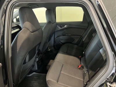 Audi Q4 e-tron Advanced