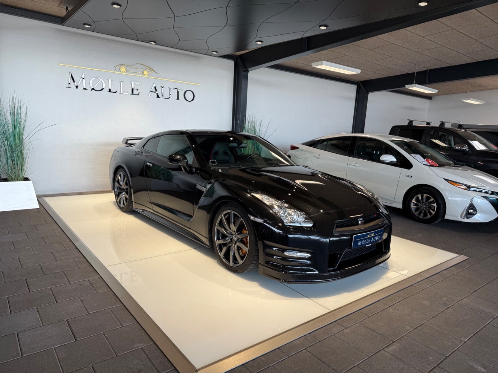 Billede af Nissan GT-R 3,8 V6 Black Edition aut.