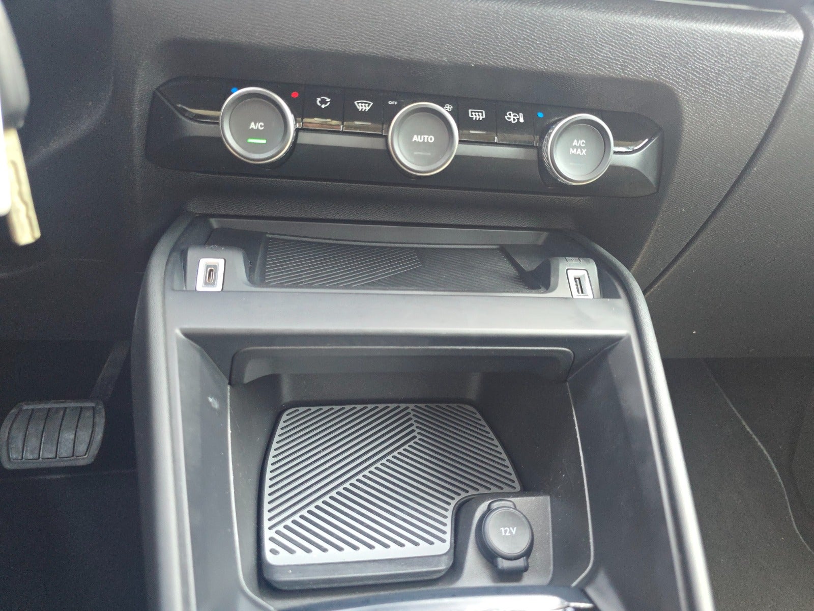 Billede af Citroën ë-C4 50 Shine Sport