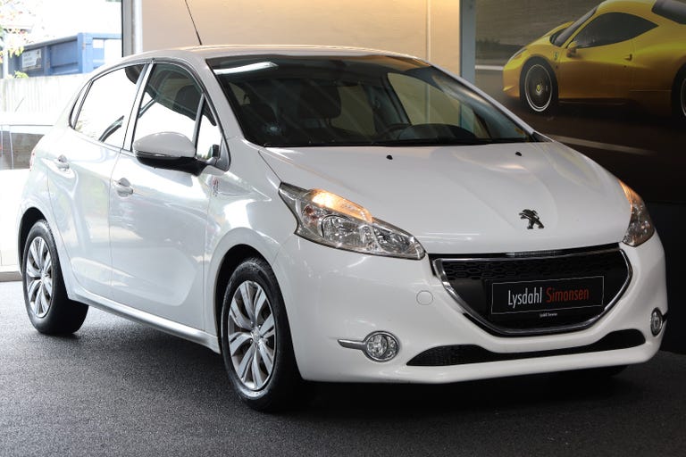 Peugeot 208 VTi Active
