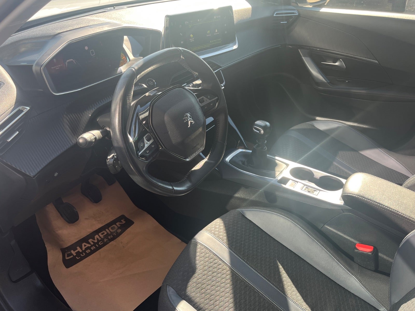 Billede af Peugeot 2008 1,2 PureTech 130 Edition:210+