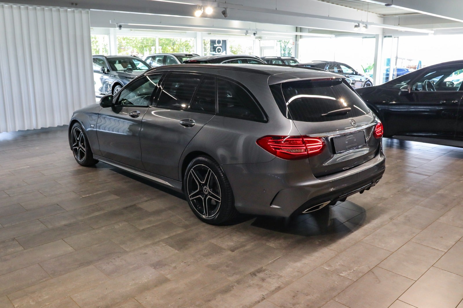 Billede af Mercedes C220 d 2,0 AMG Line Night Edition stc. aut.