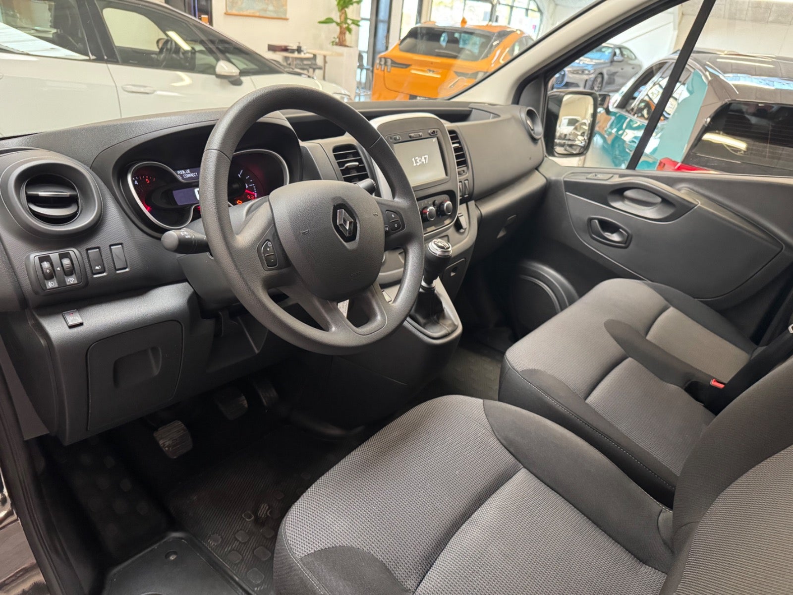 Billede af Renault Trafic T29 2,0 dCi 145 L2H1