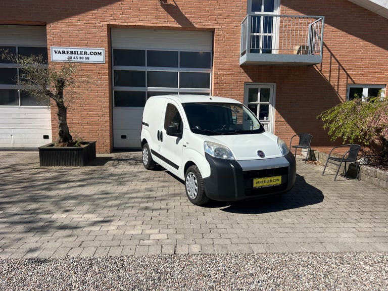Fiat Fiorino MJT 80 Professional Van