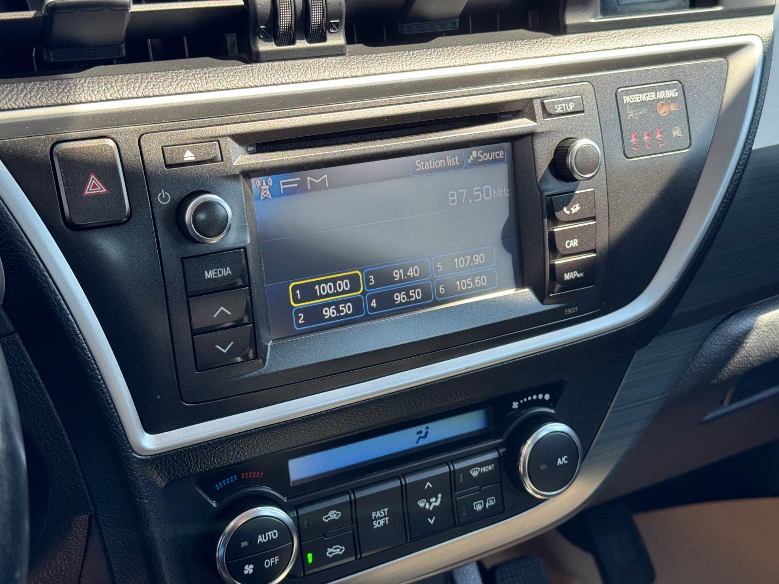 Billede af Toyota Auris 2,0 D-4D T2