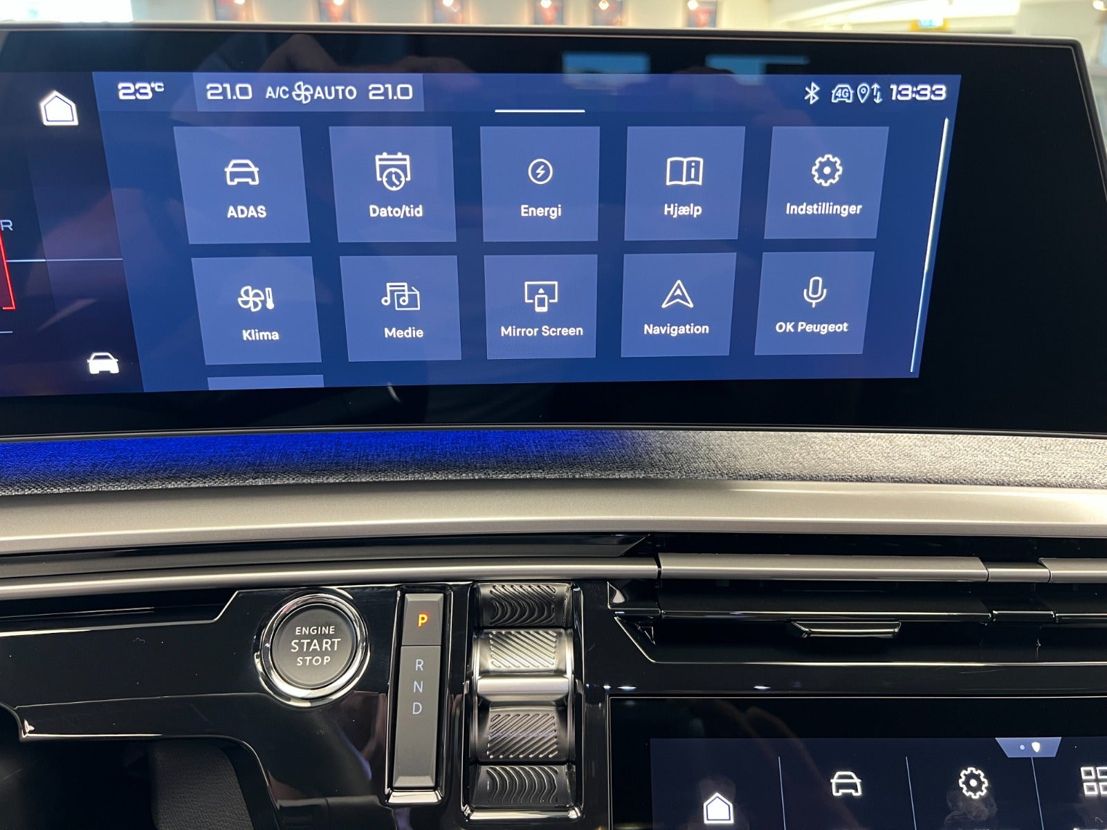 Billede af Peugeot e-3008 77 Allure