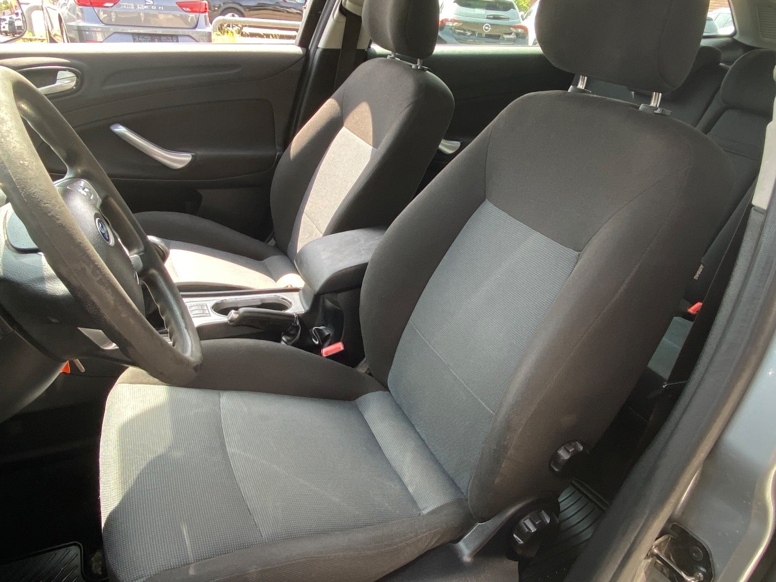 Billede af Ford Mondeo 1,6 Ti-VCT 110 Ambiente stc.