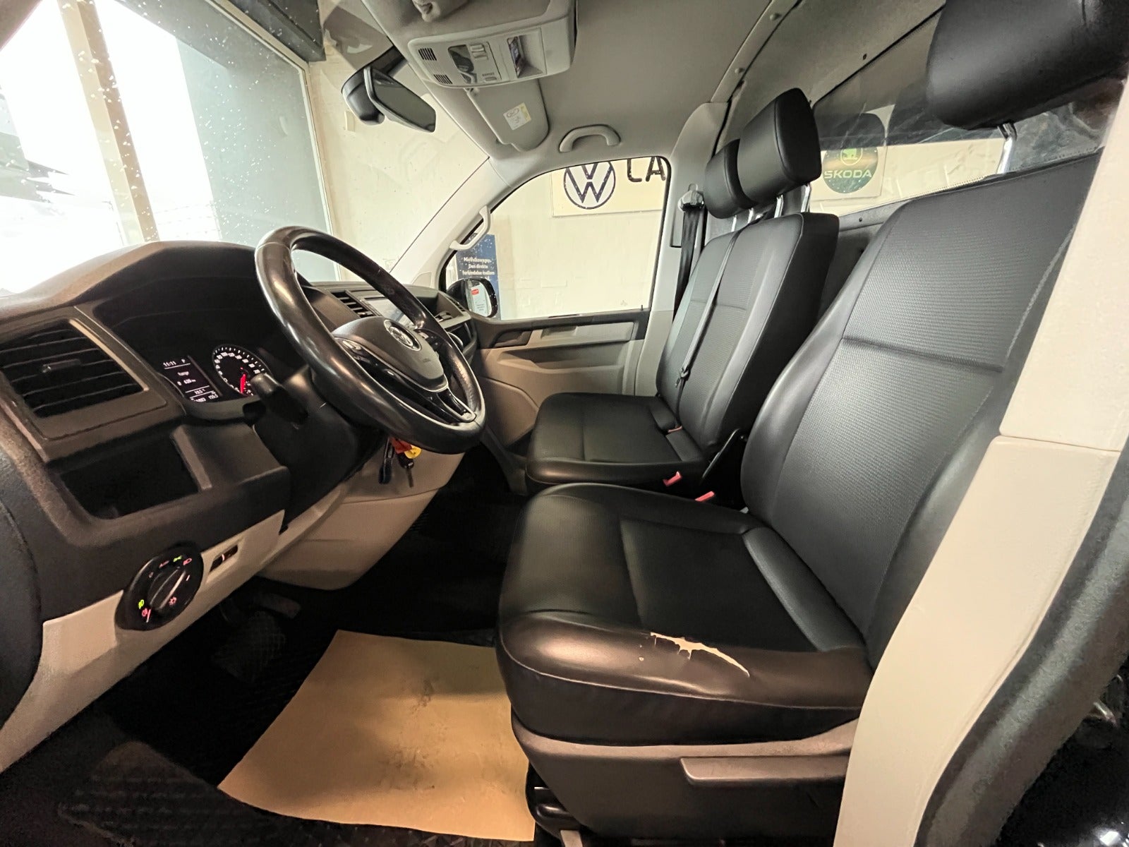 Billede af VW Transporter 2,0 TDi 204 Kassevogn DSG kort