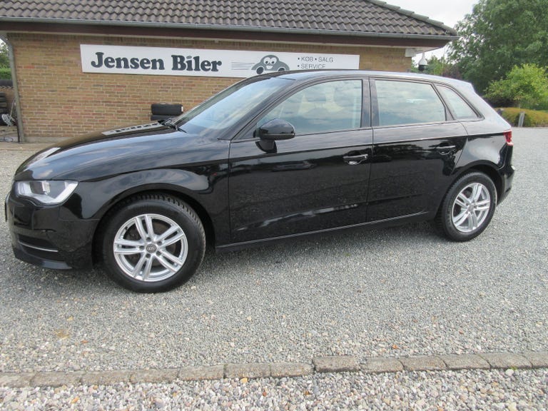 Audi A3 TDi Attraction Sportback S-tr.