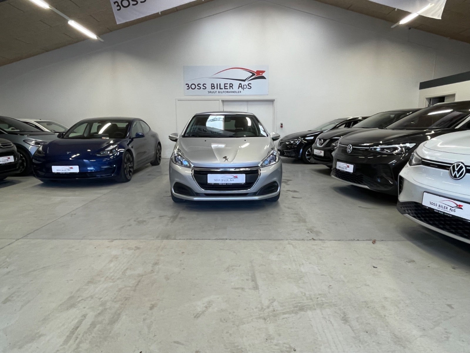 Billede af Peugeot 208 1,6 BlueHDi 100 Desire Sky