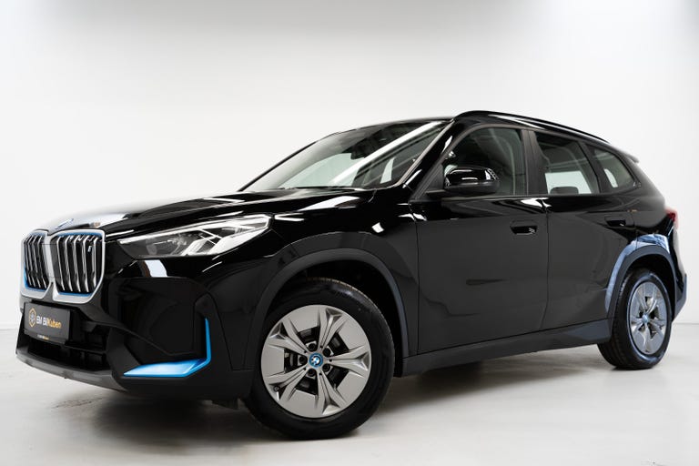BMW iX1 xDrive30
