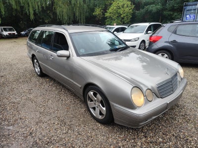 Mercedes E270 2,7 CDi Avantgarde stc. aut. 5d