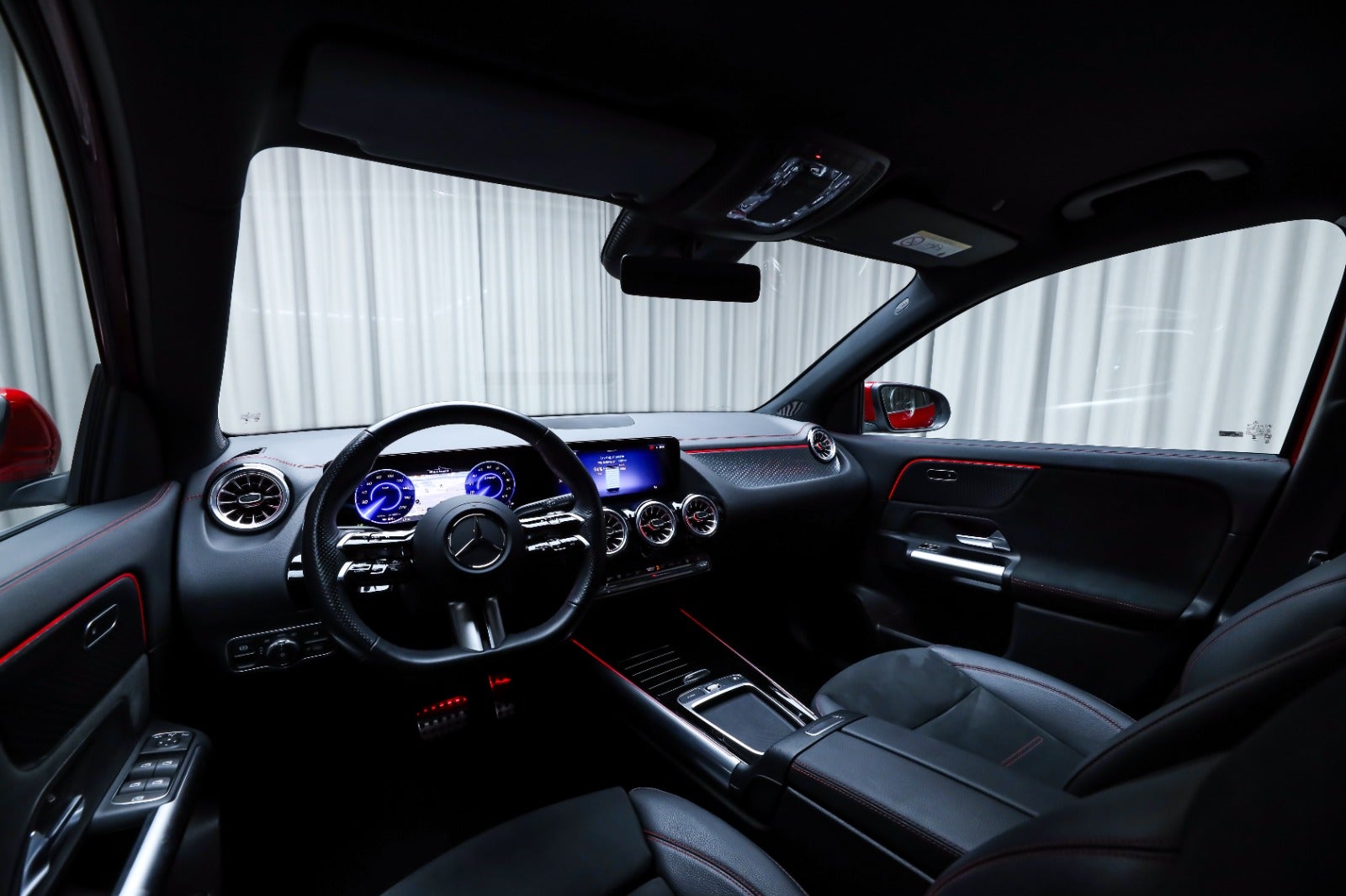 Mercedes-Benz EQA 250+ (4/8)