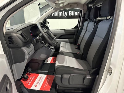 Toyota ProAce D 95 Medium Base