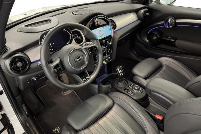 MINI Cooper SE Maximise - 4
