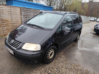 VW Sharan 1,9 TDi 115 5d