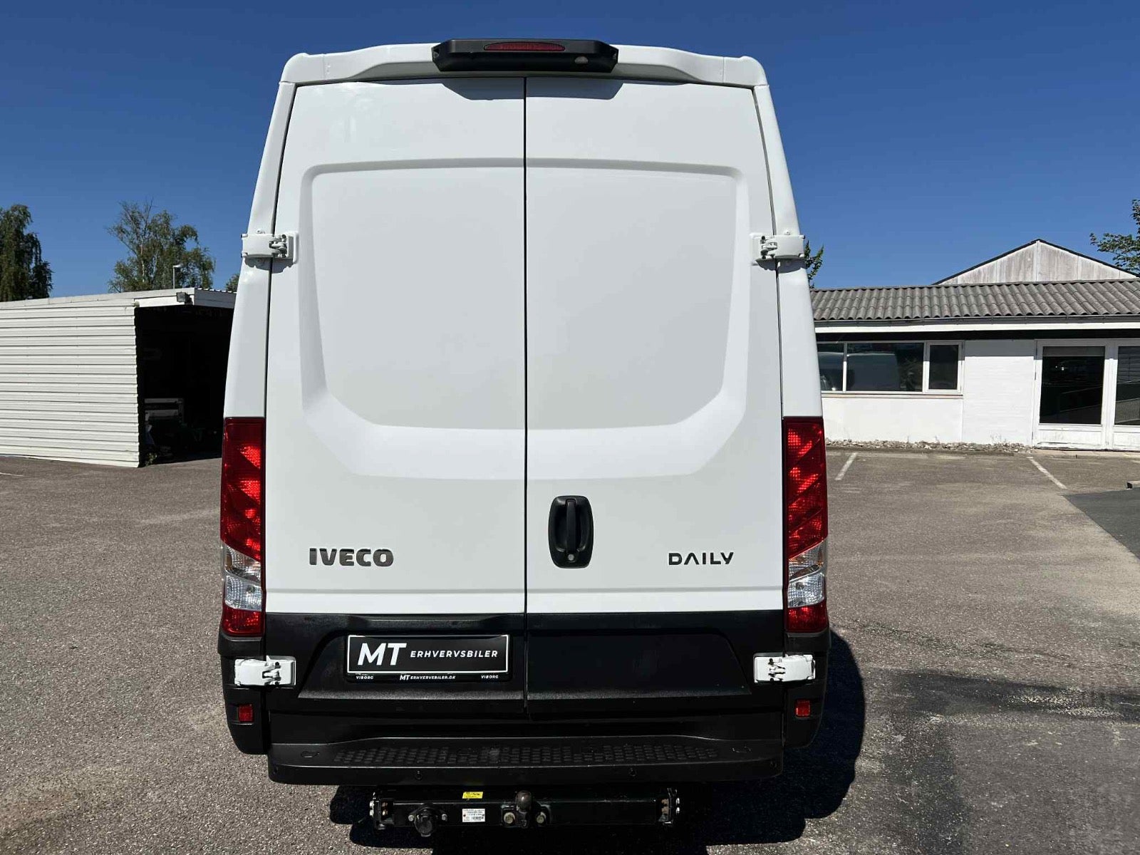 Billede af Iveco Daily 2,3 35S16 12m³ Van AG8
