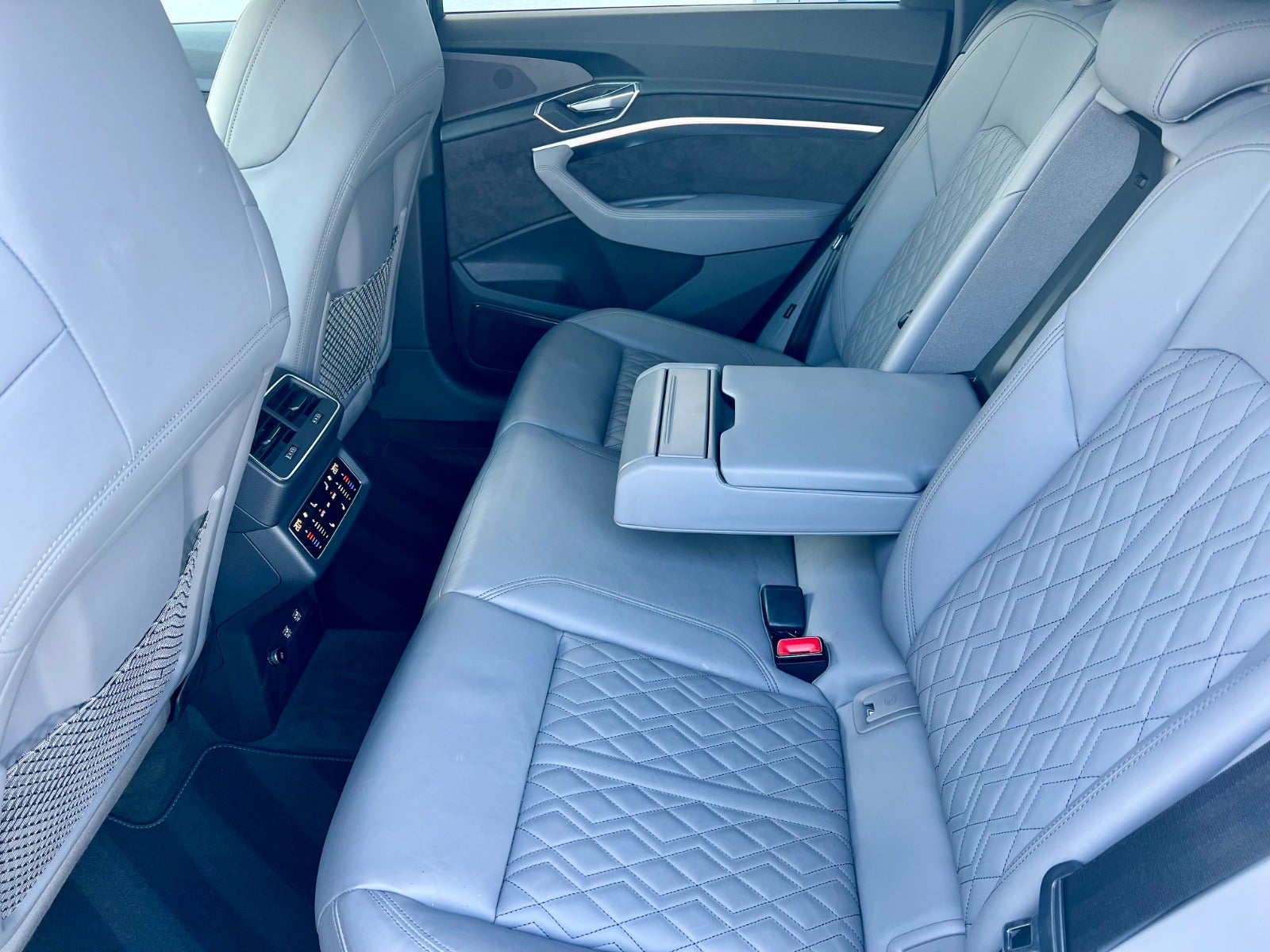 Billede af Audi e-tron 50 S-line quattro