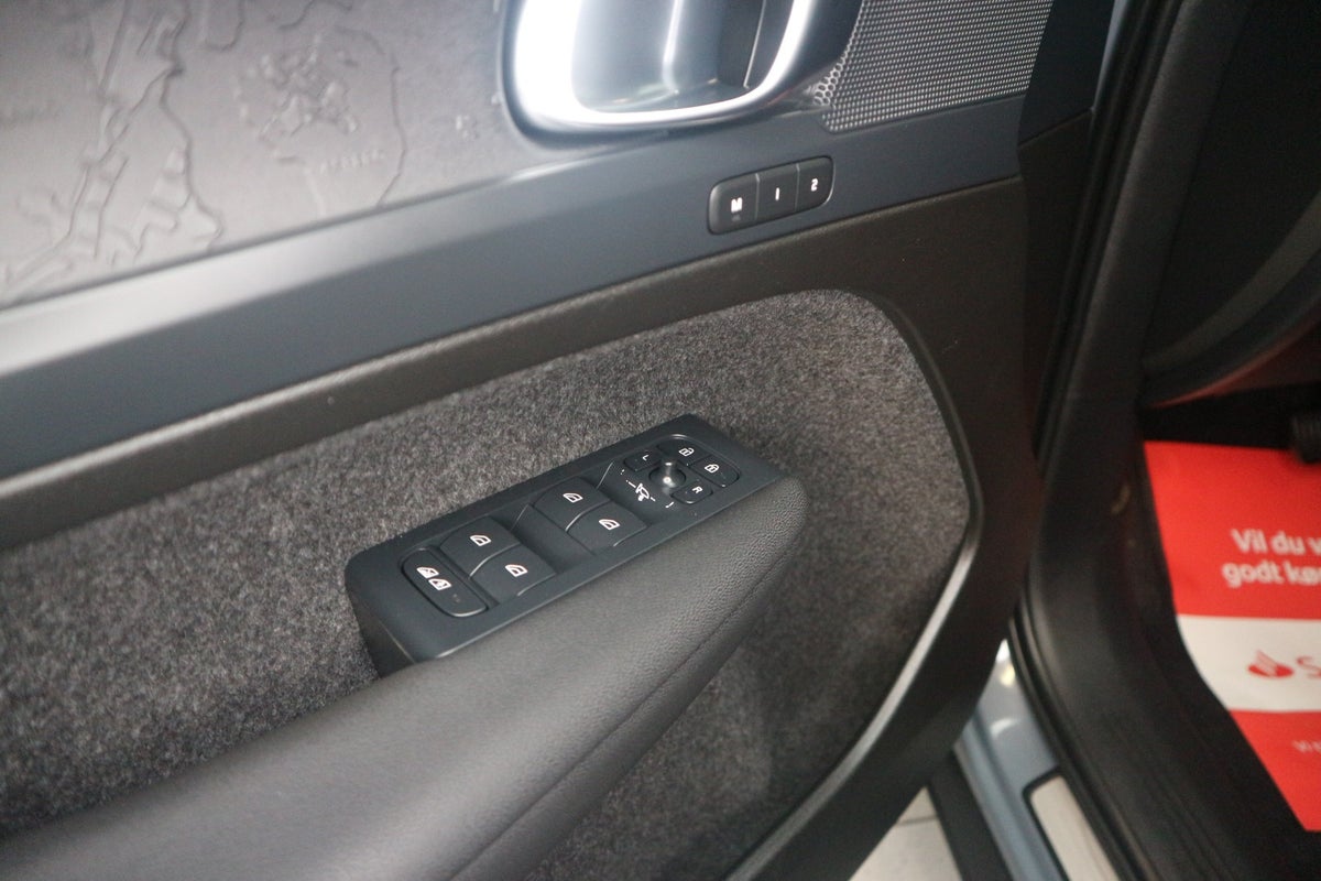 Volvo XC40 P6 ReCharge Plus