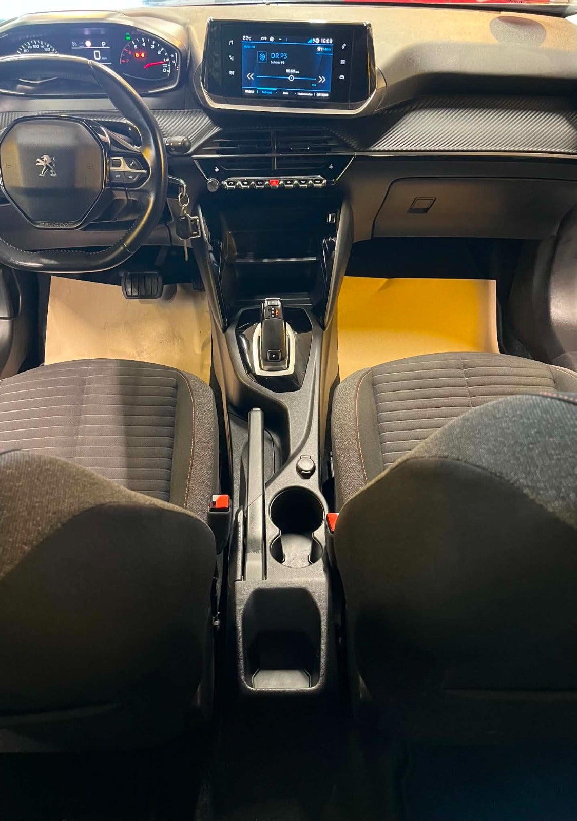 Billede af Peugeot 2008 1,2 PureTech 130 Active Limited EAT8