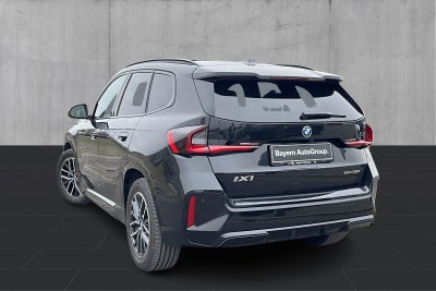 BMW iX1 eDrive20 Fully Charged M-Sport - 2