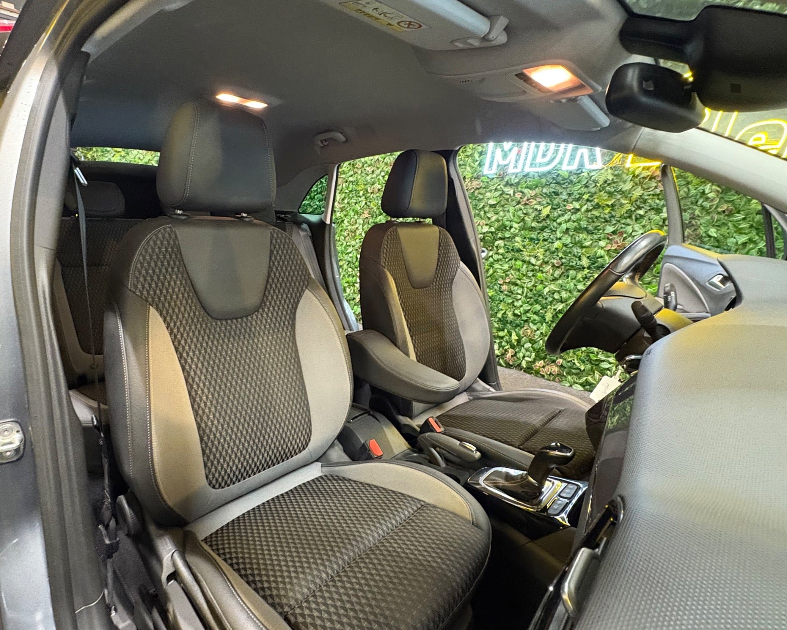 Billede af Opel Crossland X 1,2 T 110 Exclusive aut.