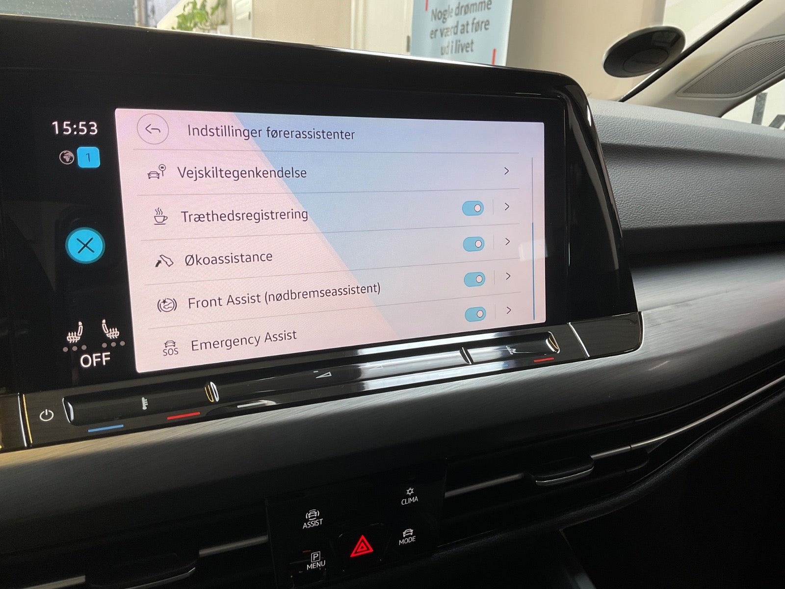 VW Golf VIII 1,4 eHybrid DSG 5d - 17