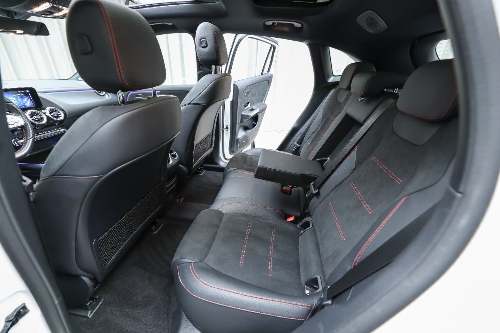 Mercedes-Benz EQA 250 (5/8)