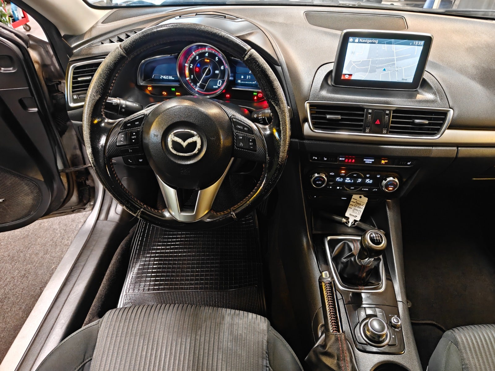 Billede af Mazda 3 2,2 SkyActiv-D 150 Optimum Van