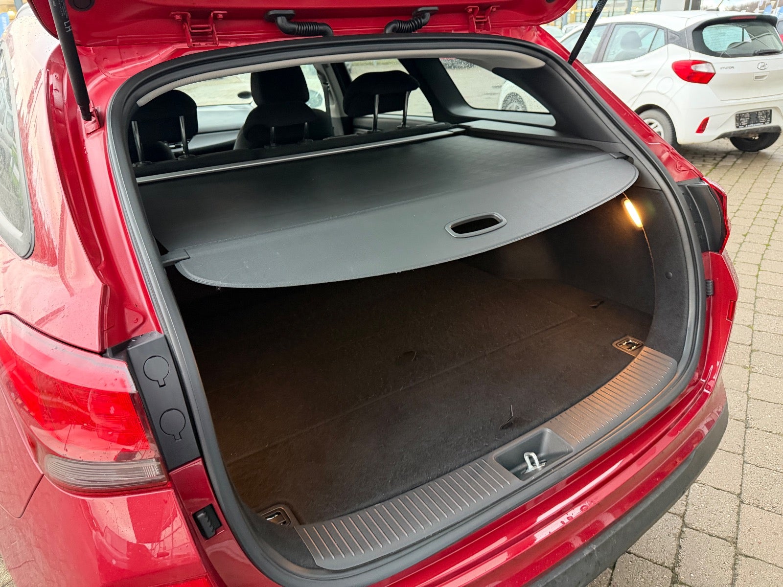 Billede af Hyundai i30 1,0 T-GDi Essential stc. DCT